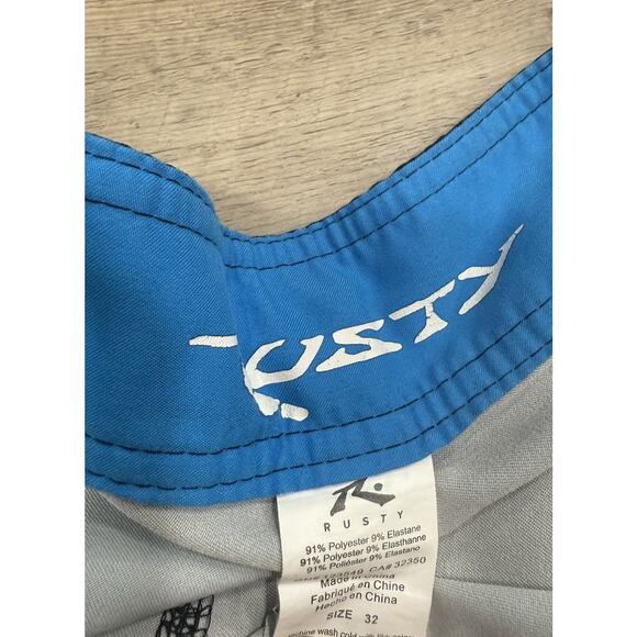 RUSTY Board Shorts Wax Comb Bottle Opener Mens 32 Striped Blue Green - Picture 5 of 6